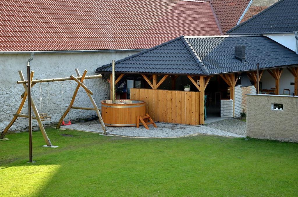 Statek 3 - Wellness & Spa Hotel Hluboka nad Vltavou Exterior photo
