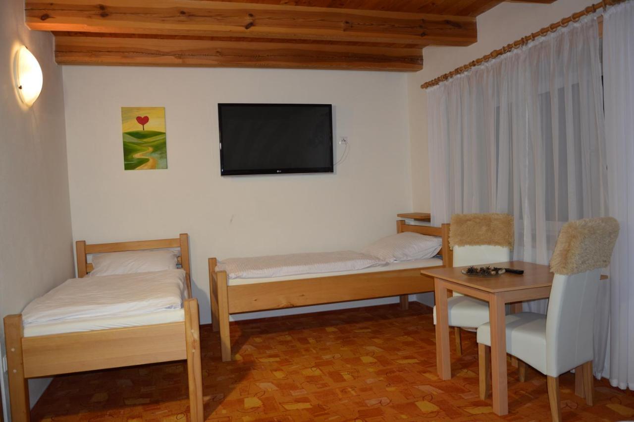 Statek 3 - Wellness & Spa Hotel Hluboka nad Vltavou Exterior photo